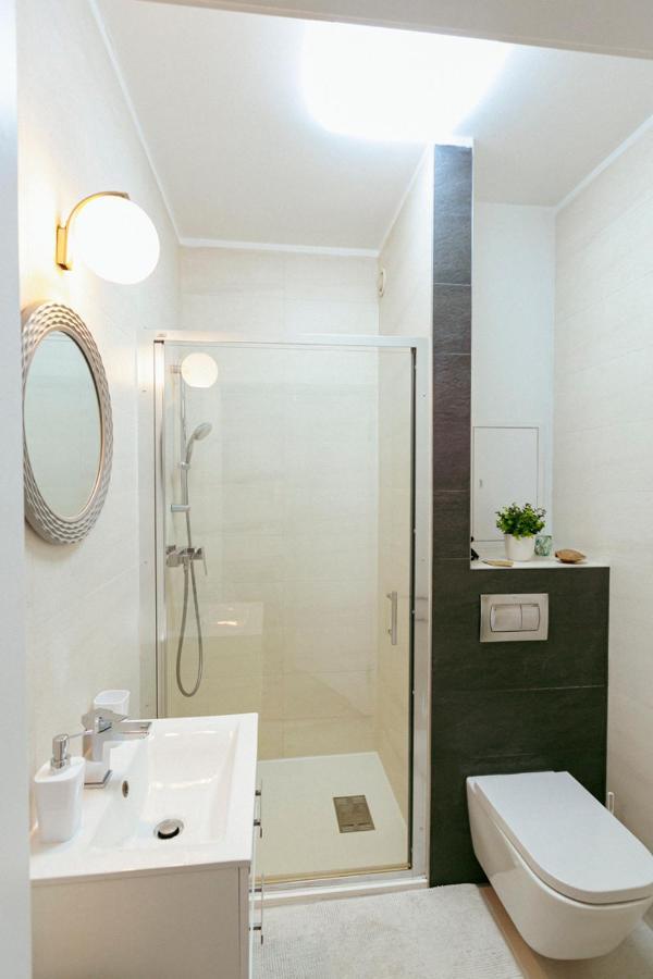 Pawia 51 - Piekny Wiok Na Centrum Warszawy - Duzy Balkon - Smart Tv 55 Cali Wifi - Good Apartments Varsóvia Exterior foto